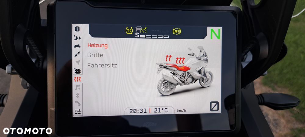 KTM Super Adventure - 24