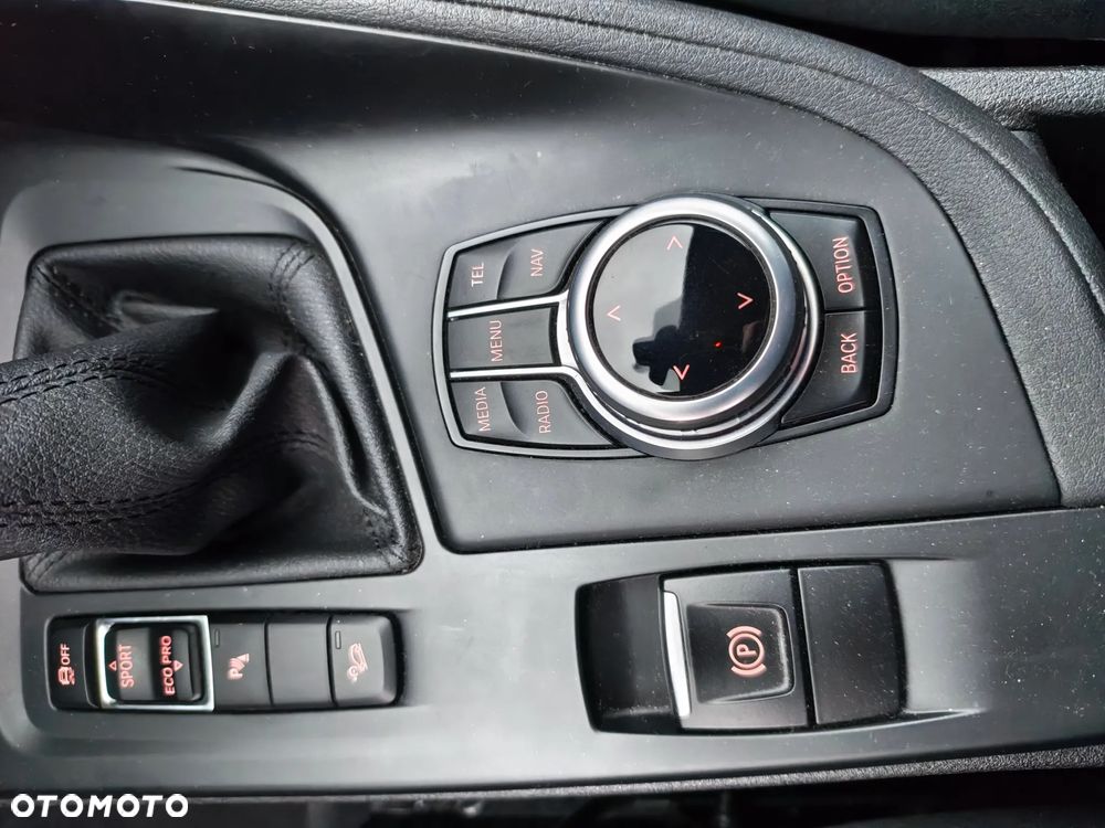 BMW X1 xDrive18d Advantage sport - 34