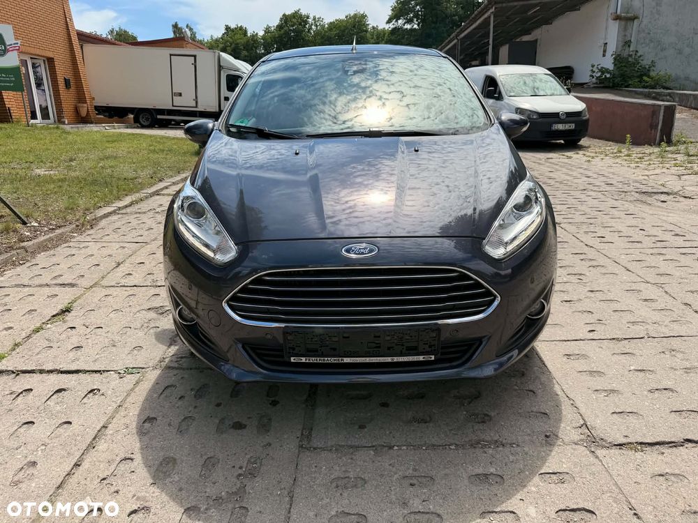 Ford Fiesta - 2
