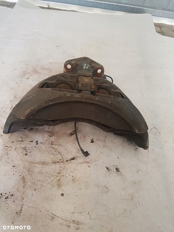 ZACISK HAMULCOWY PRAWY DAF CF 65 - 5