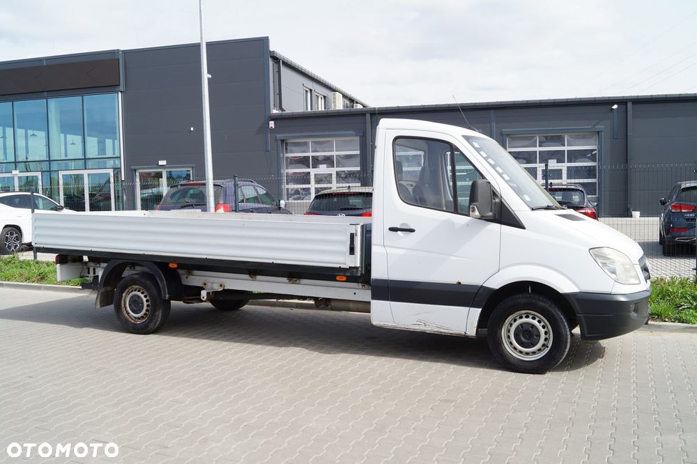 Mercedes-Benz Sprinter - 1
