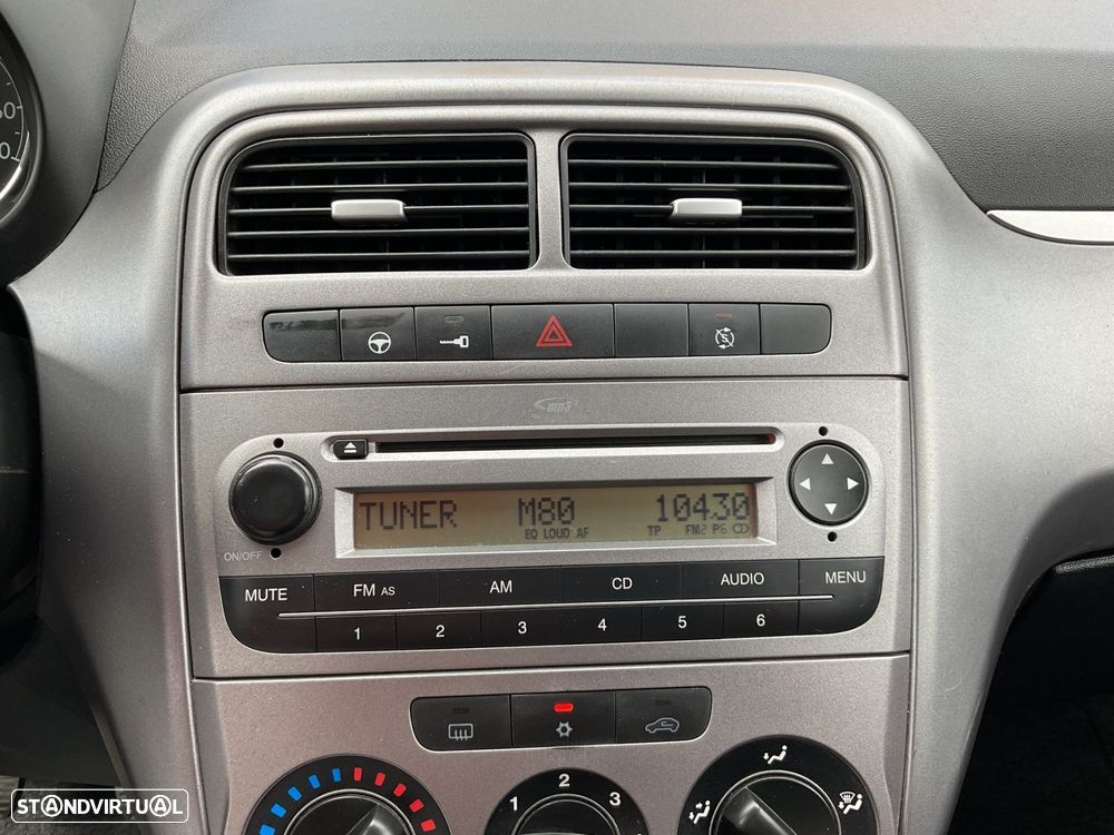 Fiat Punto 1.3 M-Jet Easy S&S - 23