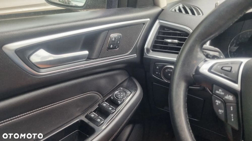 Ford S-Max 2.0 TDCi 4WD Titanium PowerShift - 12