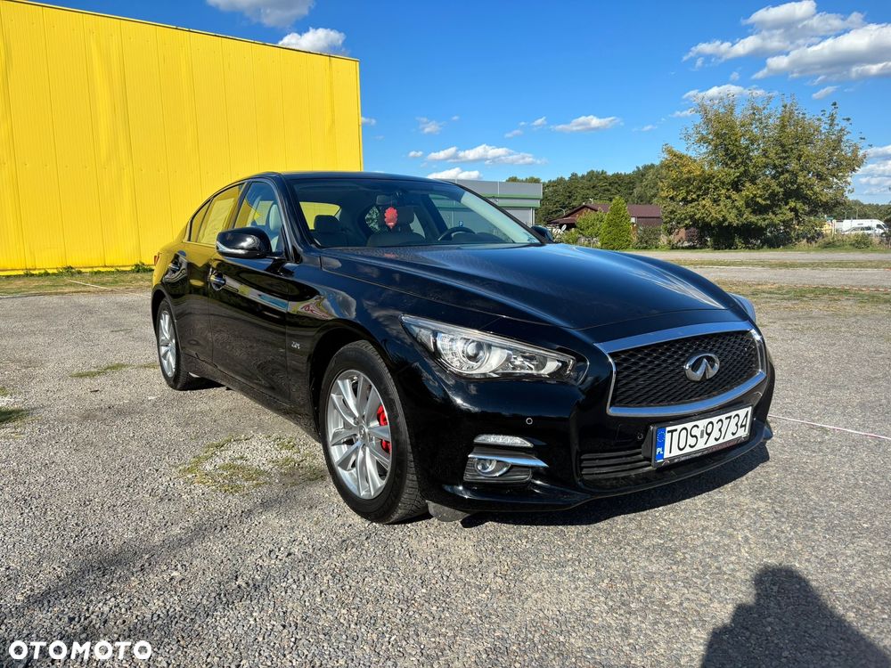 Infiniti Q50 - 2