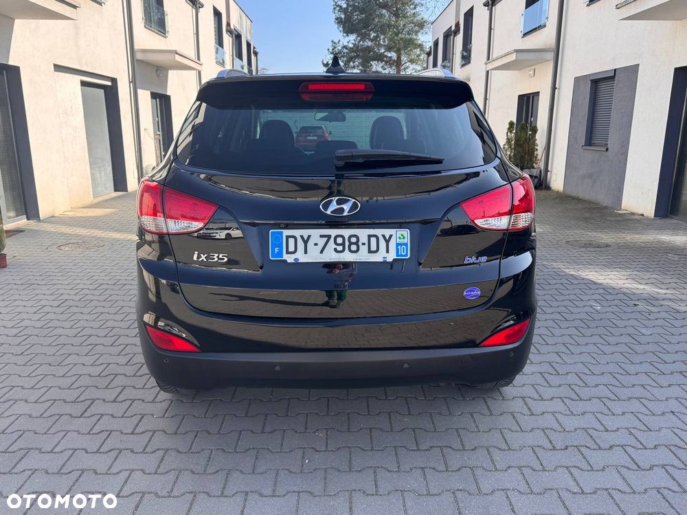 Hyundai ix35 1.7 CRDi 2WD blue Finale Gold - 8