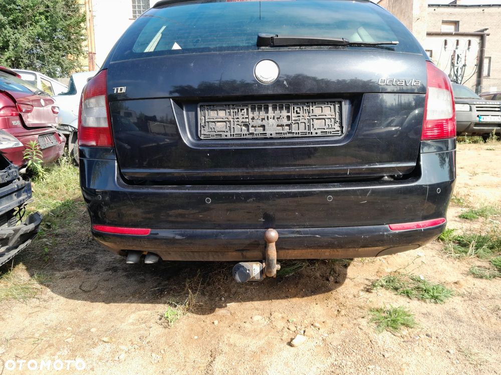Zderzak tylny kompletny SKODA Octavia II lift 08-13r. kombi 9910 PDC - 1