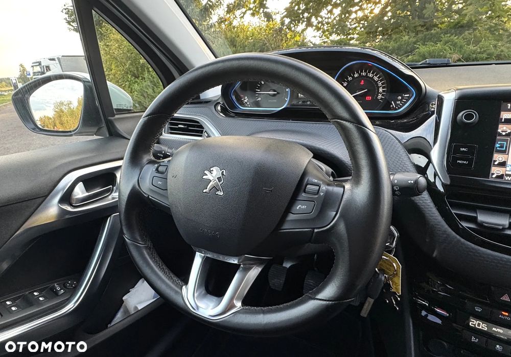 Peugeot 2008 - 19