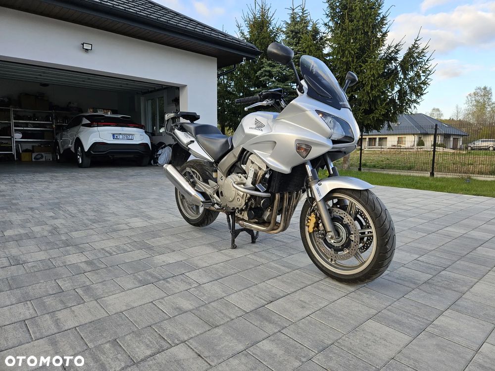 Honda CBF - 4