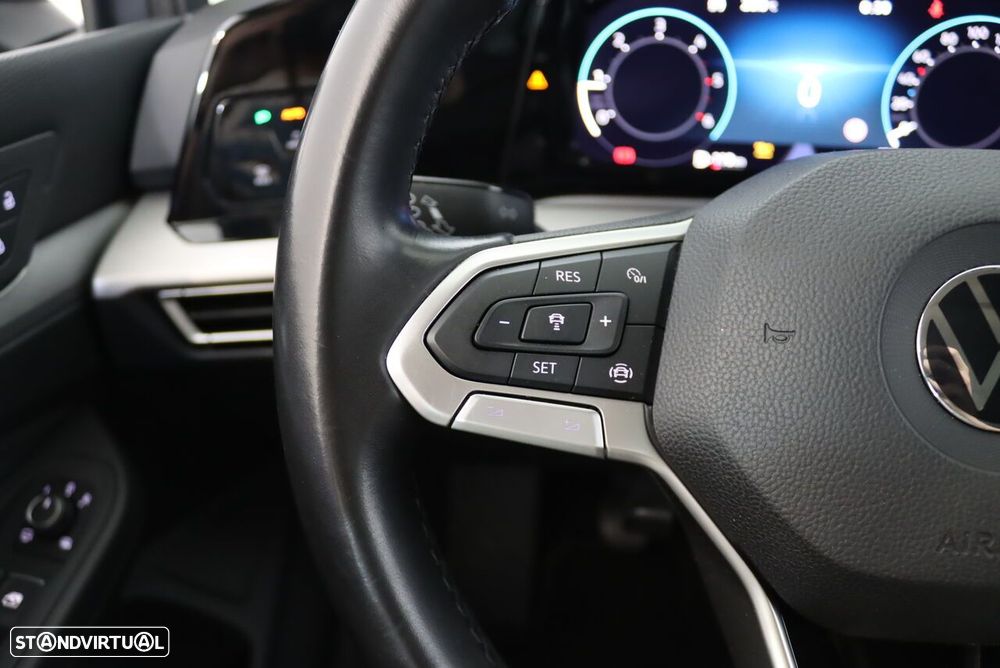 VW Golf 2.0 TDI Life - 11