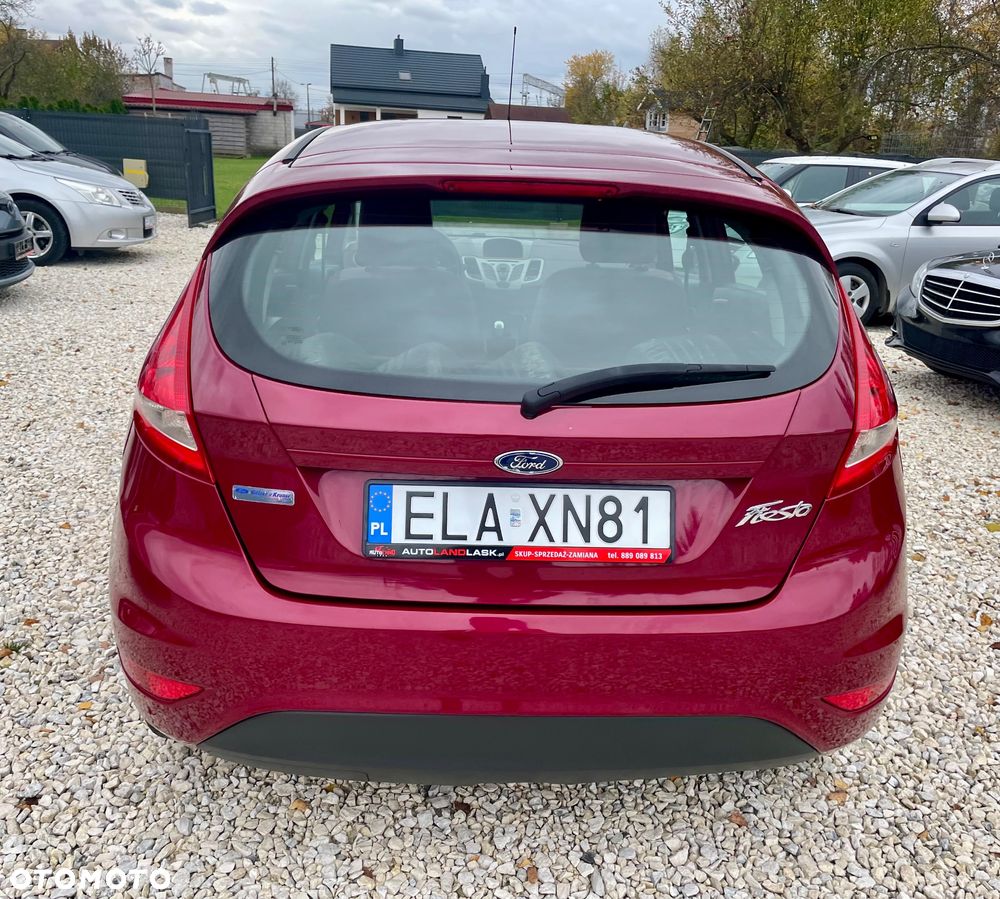 Ford Fiesta 1.25 Celebration - 16