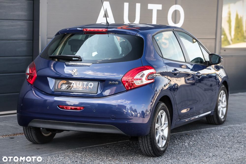 Peugeot 208 - 9