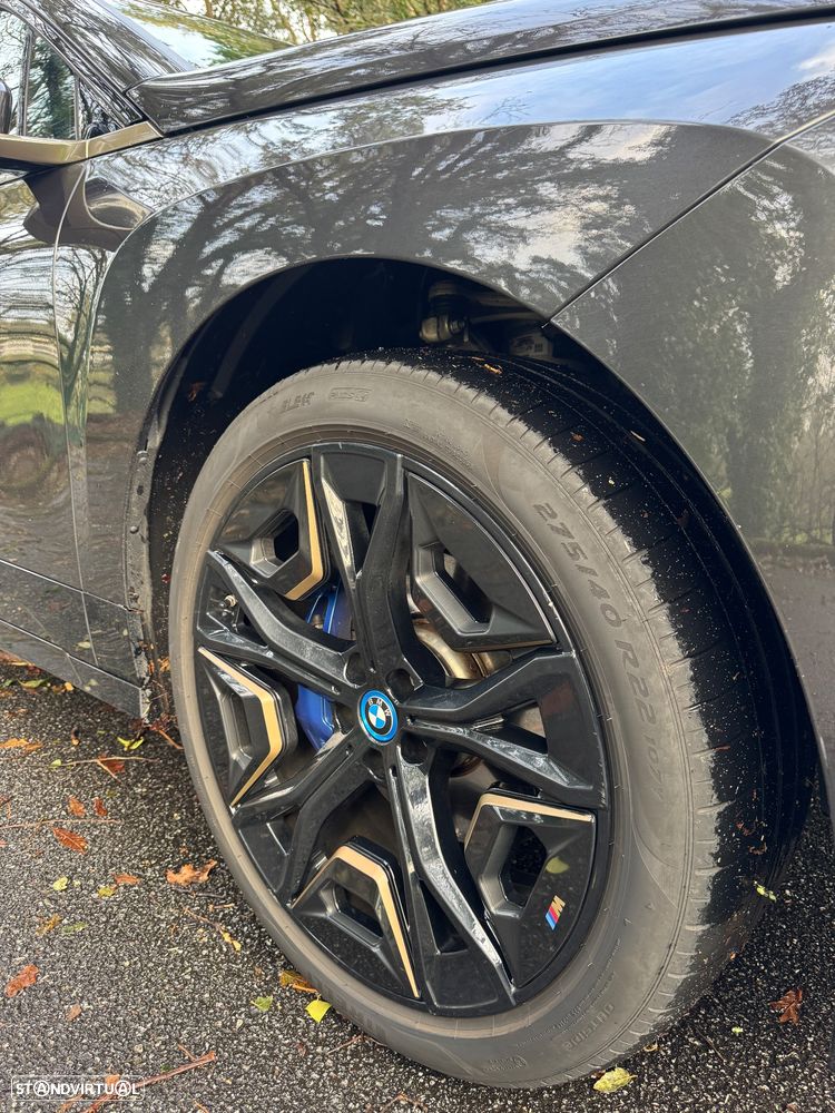 BMW iX xDrive 50 Pack Desportivo - 6