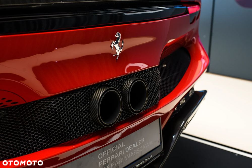 Ferrari 296 GTS - 18