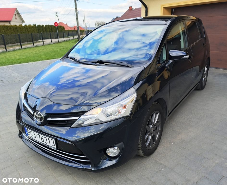 Toyota Verso 1.6 D-4D 5-Sitzer Start/Stop Executive - 1