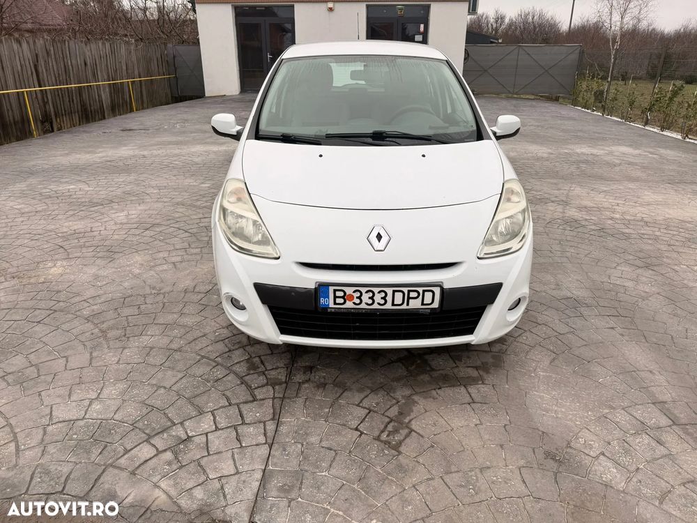 Renault Clio III 1.2 16V Yahoo - 14