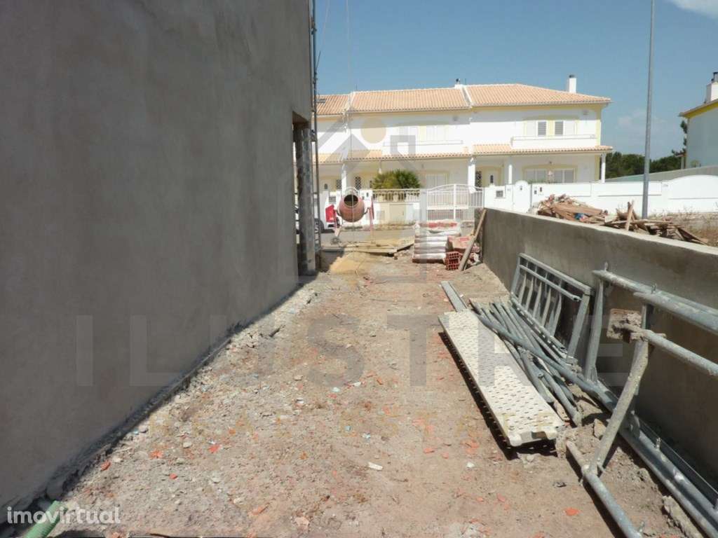 Moradia T3 em construção com logradouro e garagem em Sesimbra - Grande imagem: 5/29