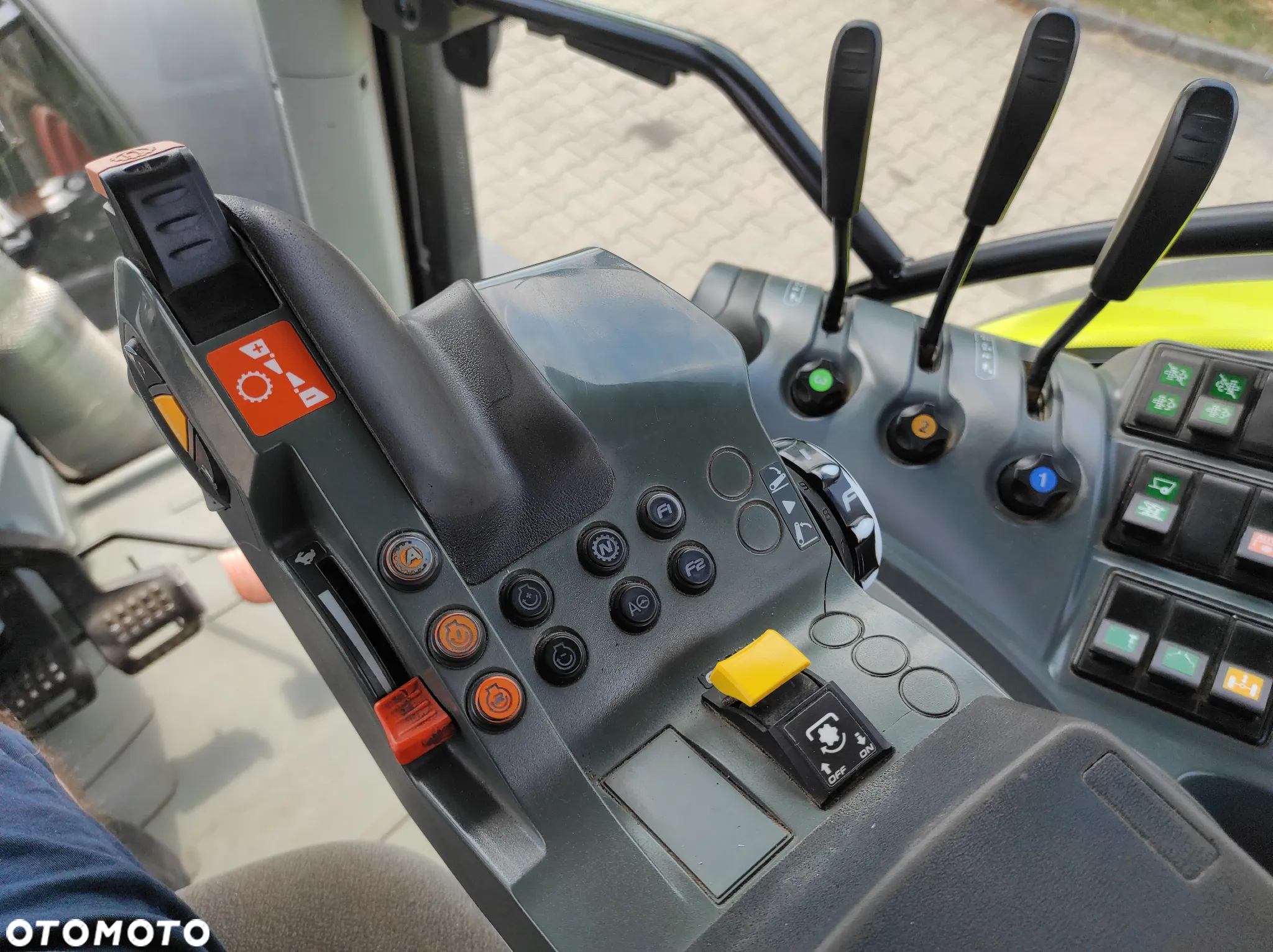 Claas 217 tys netto Arion 630 CIS Nawigacja GPS - 16