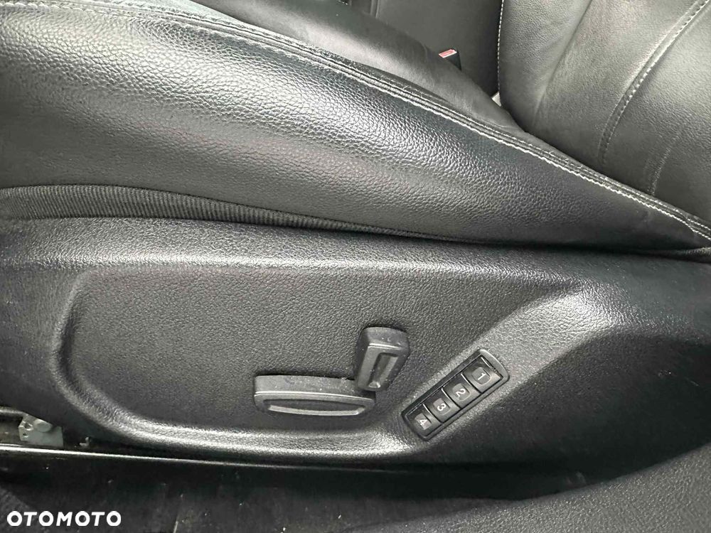 Ford Mondeo 1.8 TDCi Ghia - 14