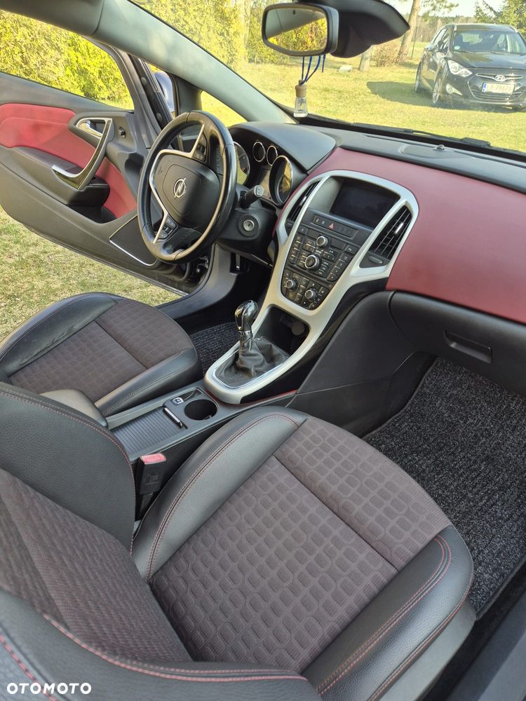 Opel Astra 1.6 Turbo Sport - 15