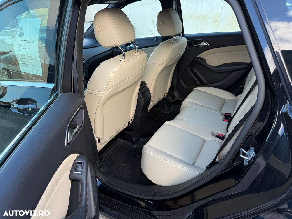 Mercedes-Benz B 180 - 5