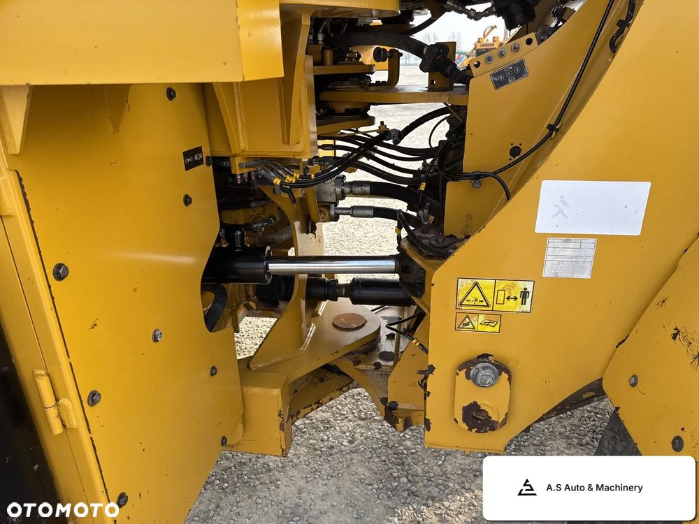 Caterpillar 950 M - 13
