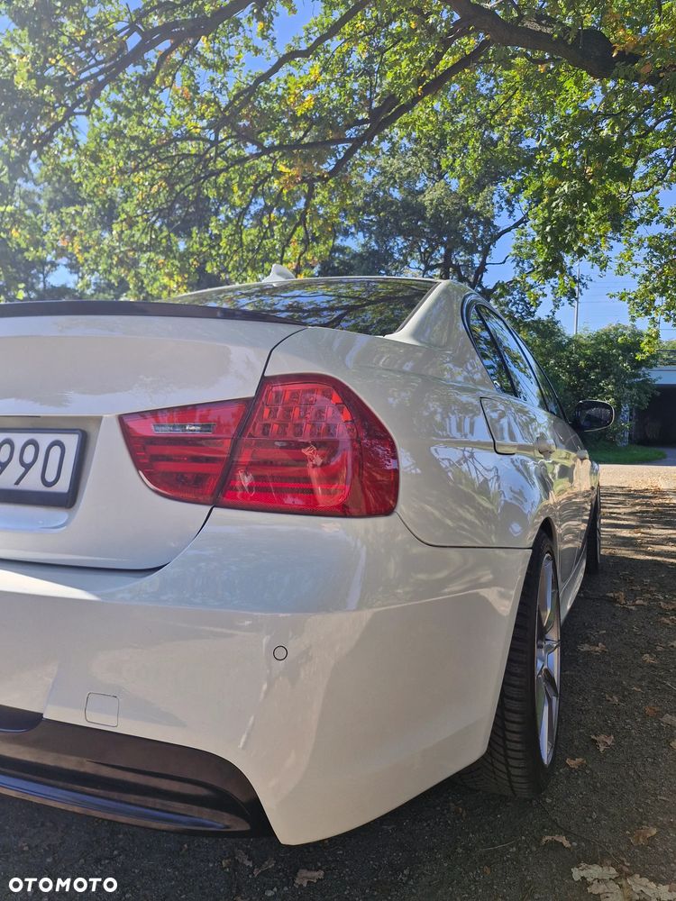 BMW Seria 3 325d - 15