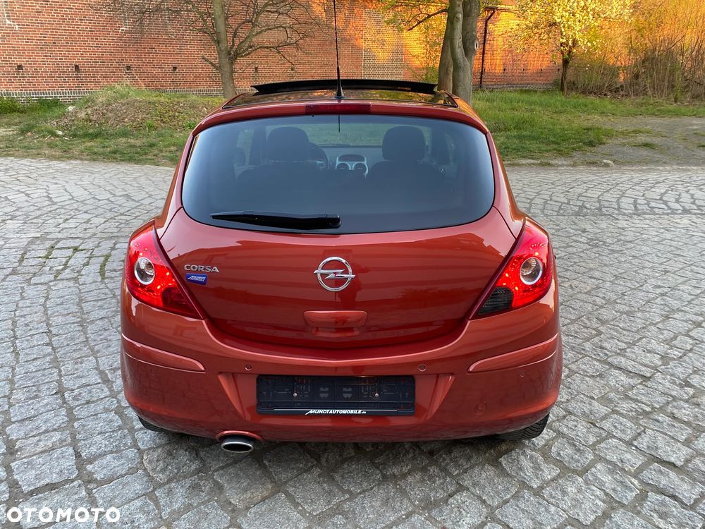 Opel Corsa 1.4 16V Satellite - 9