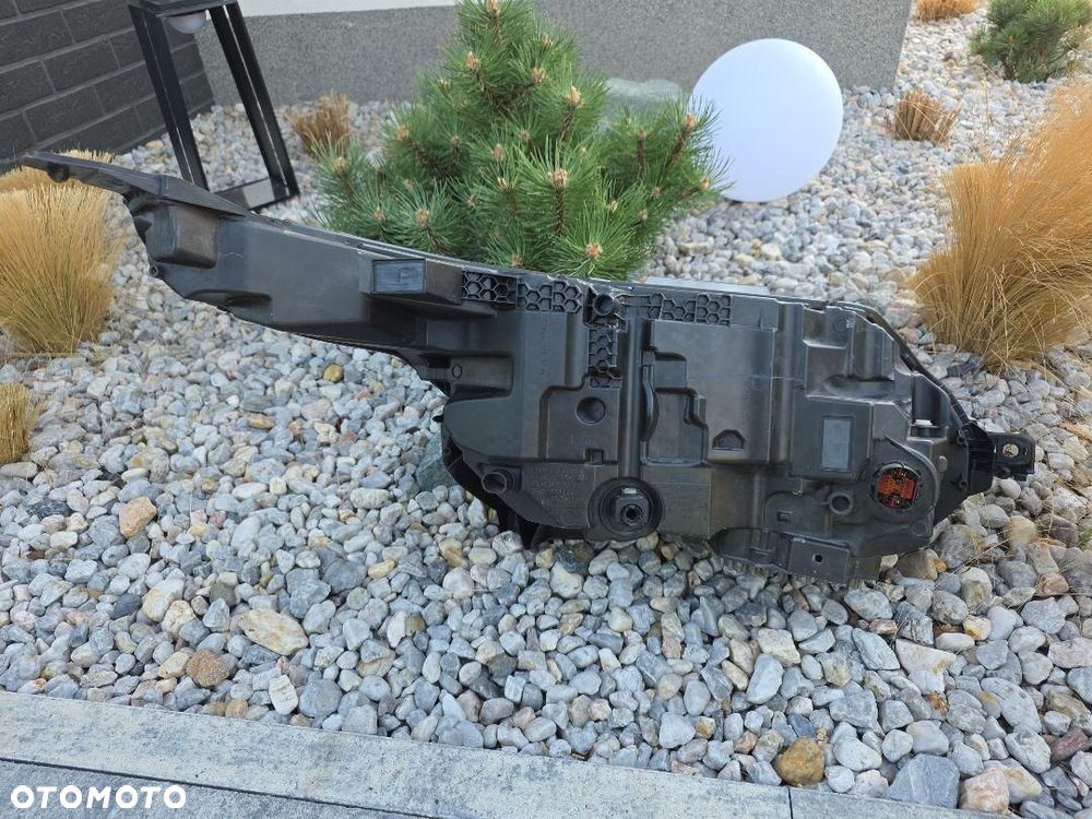 RANGE ROVER VELAR L560 Lampy przód Kompletne Full Led HIGH Version - 9