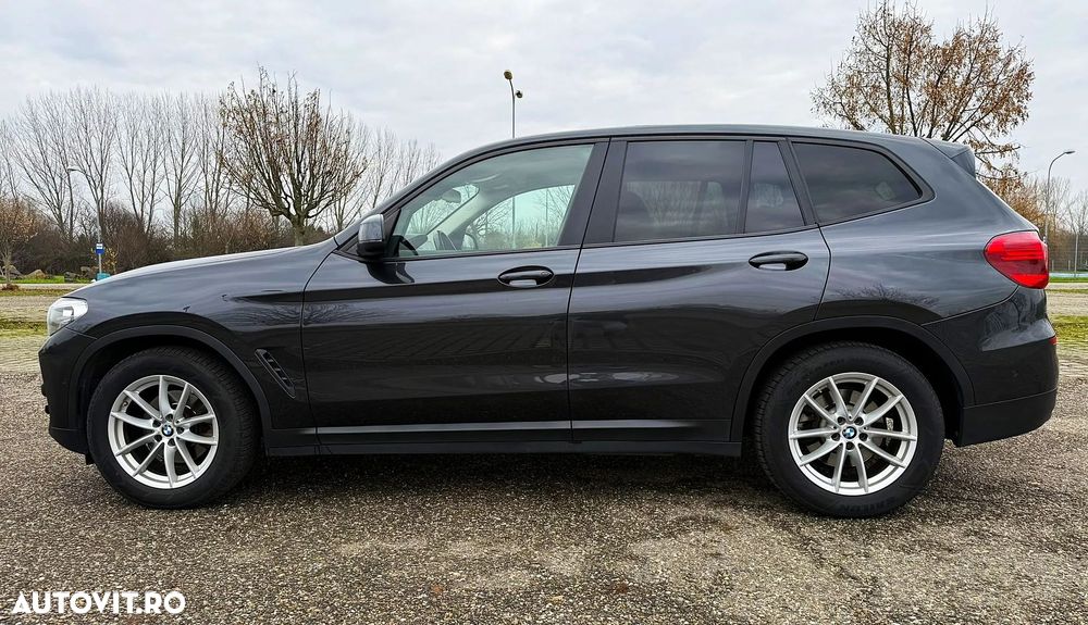 BMW X3 xDrive20d AT xLine - 12