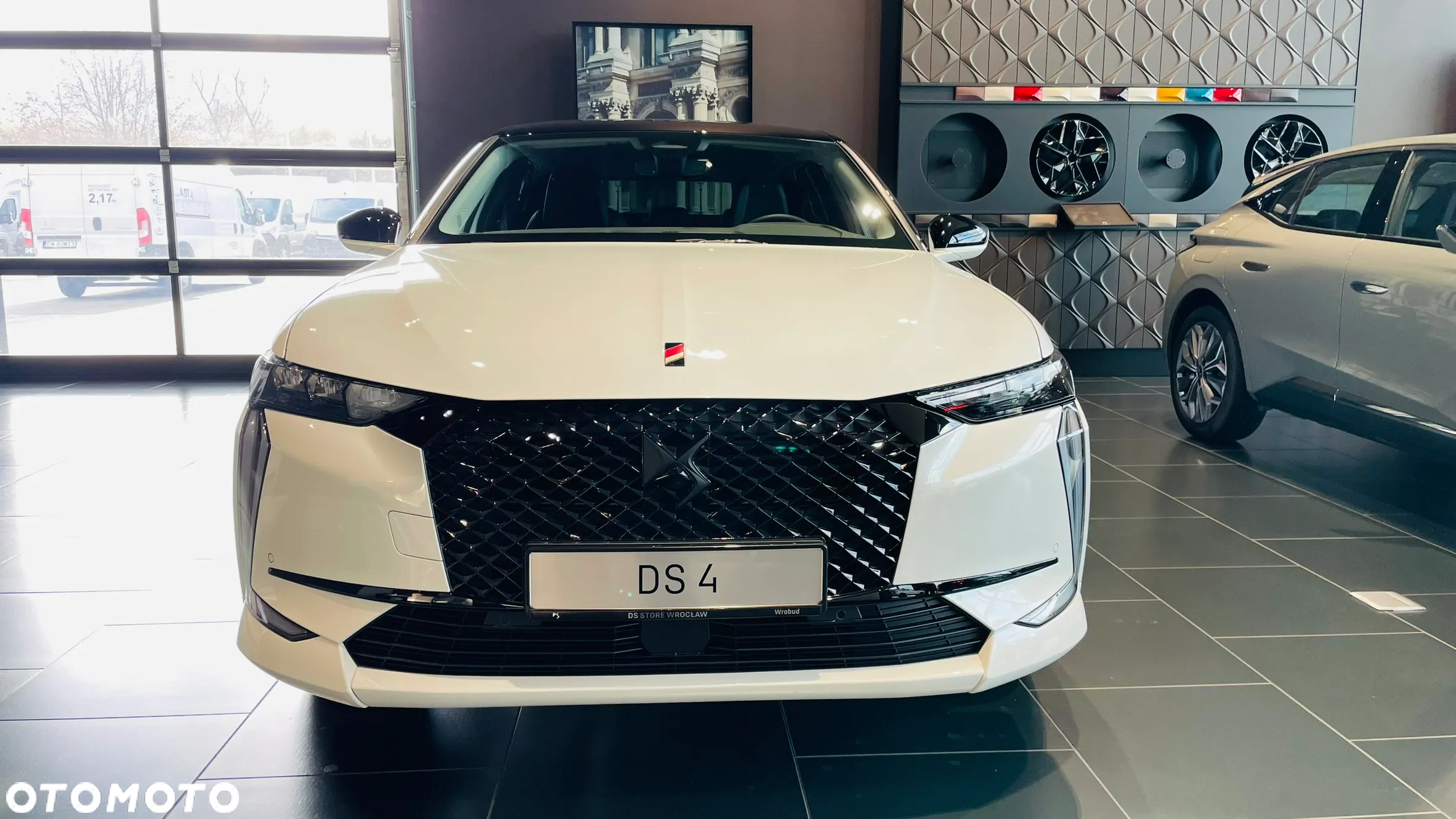 DS Automobiles DS 4 1.2 PureTech Performance Line + - 2
