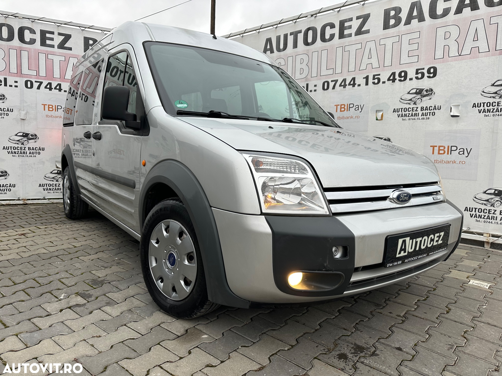 Ford Tourneo Connect - 9