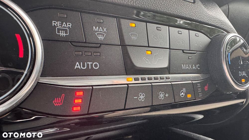 Ford Escape - 32