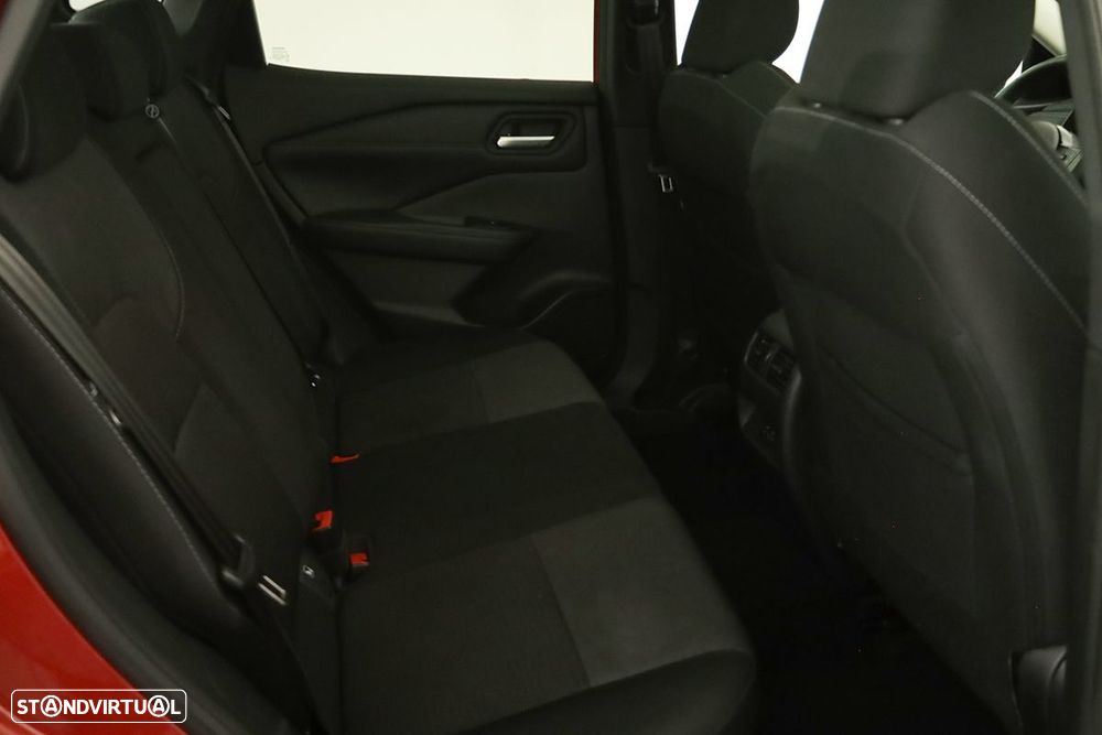 Nissan Qashqai 1.3 DIG-T N-Connecta LED Xtronic - 22