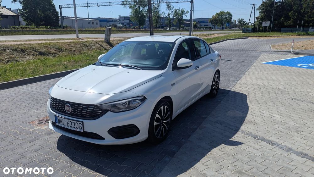 Fiat Tipo 1.6 E-Torq 16v Easy - 2