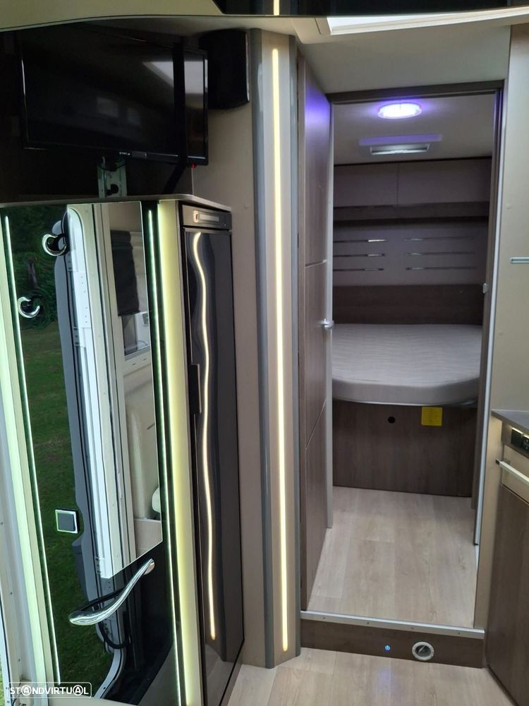 Chausson Titanium Ford Transit - 18