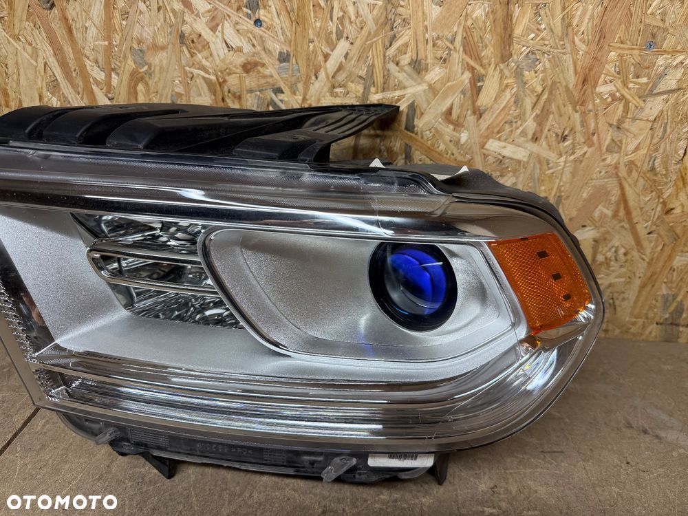 LAMPA LEWA PRZÓD PRZEDNIA SOCZEWKA LED DODGE DURANGO 68299137AB - 11
