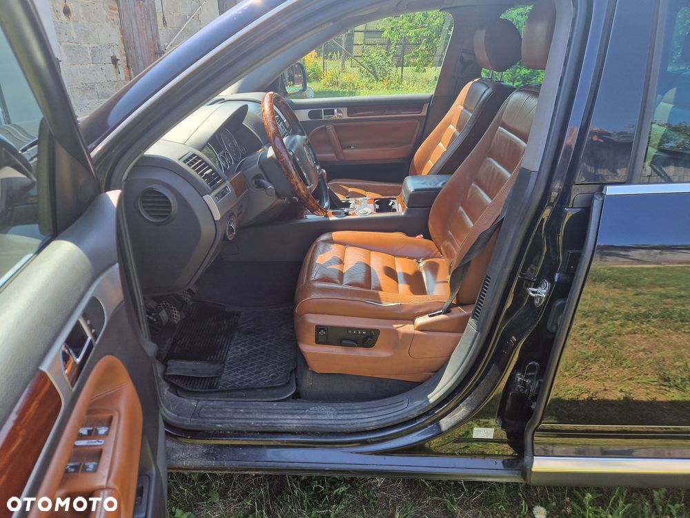 Volkswagen Touareg - 8