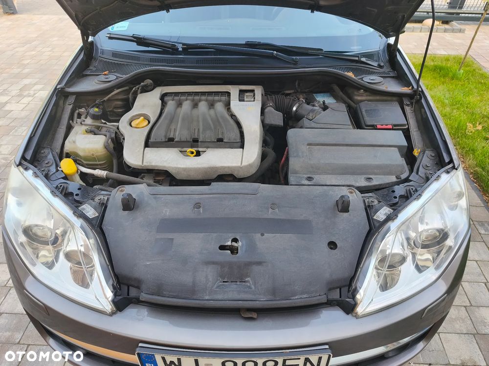Renault Laguna 2.0 Privilege - 21