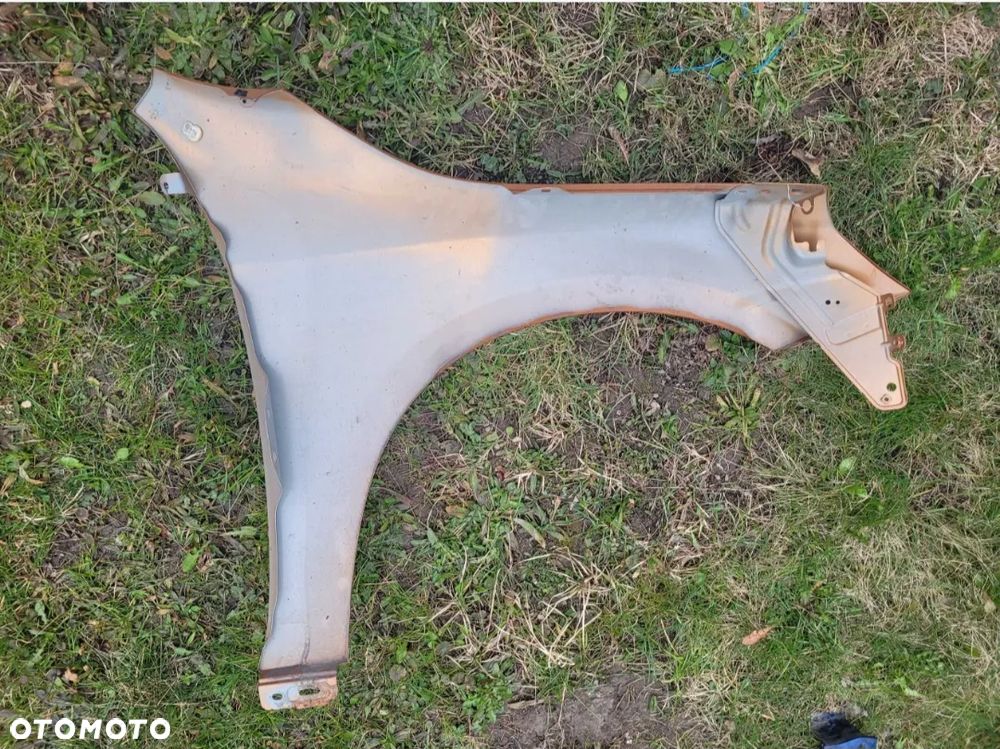 Volvo V60 II S60 lewy błotnik - 3