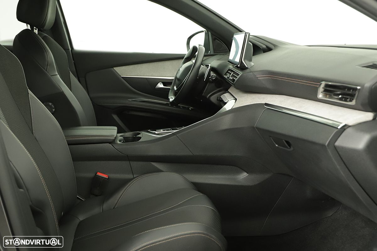Peugeot 3008 1.2 PureTech GT EAT8 - 22