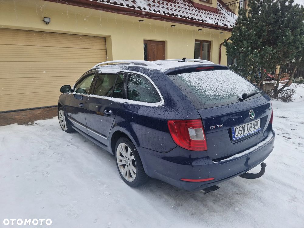 Skoda Superb 2.0 TDI 4x4 Active DSG - 12