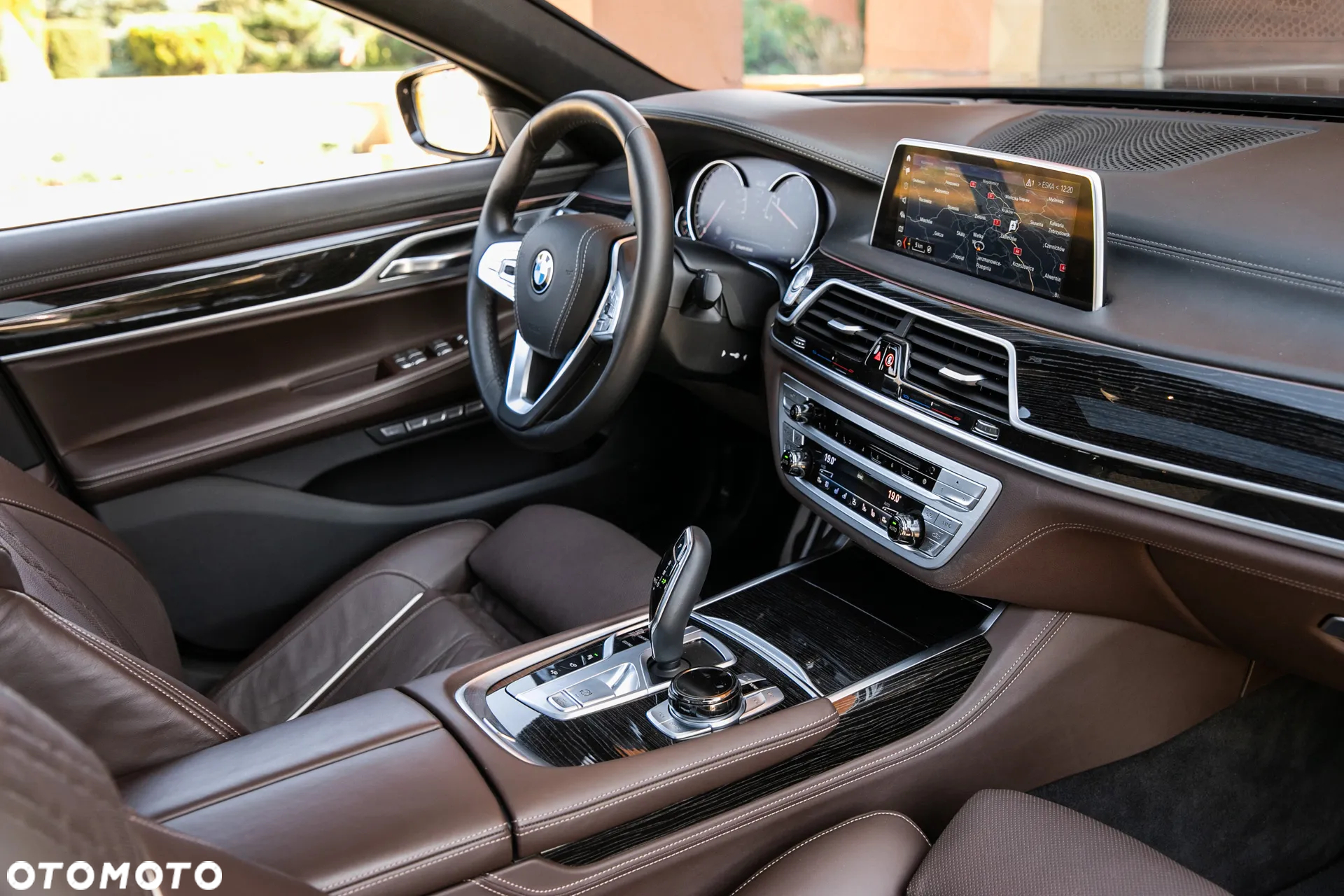 BMW Seria 7 750Li xDrive - 18