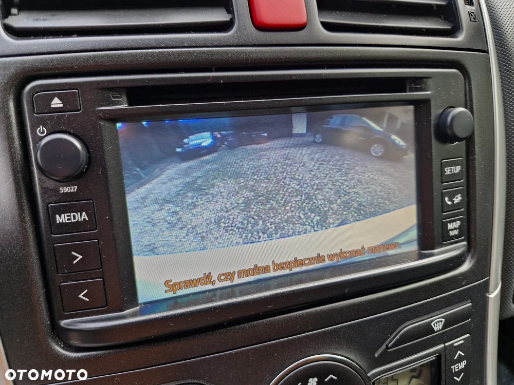 Toyota Auris 1.6 Prestige - 12