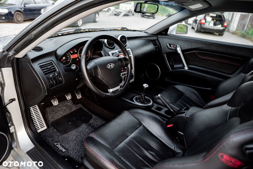Hyundai Coupe 2.0 GLS - 16