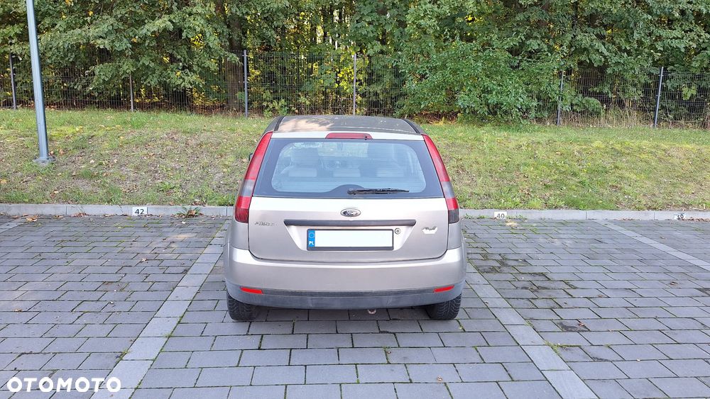 Ford Fiesta - 3