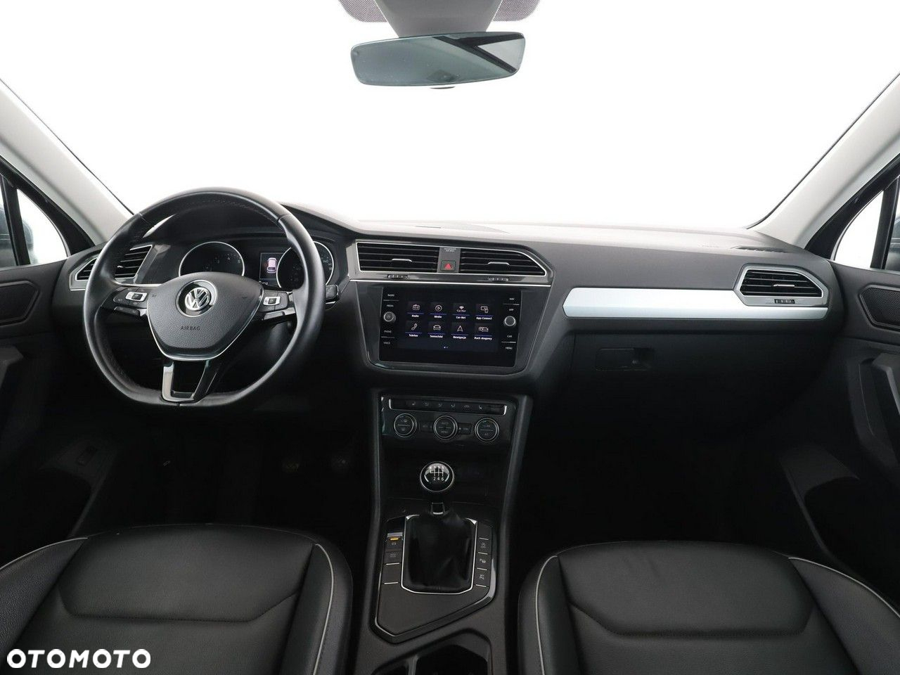 Volkswagen Tiguan 1.5 TSI ACT OPF Comfortline - 15