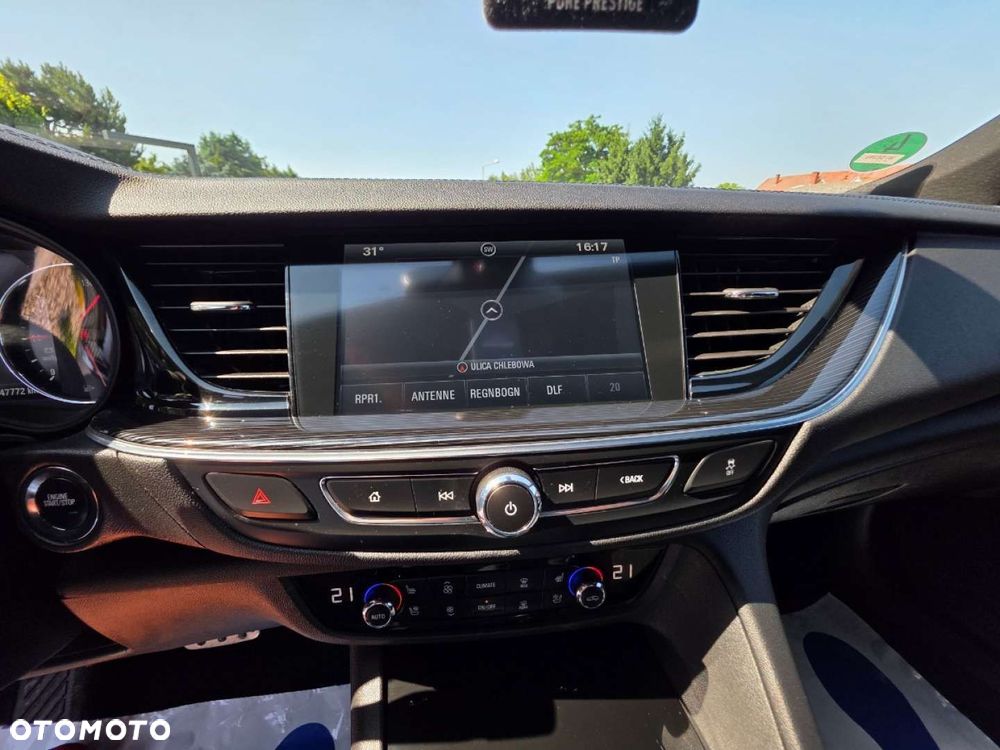 Opel Insignia - 18