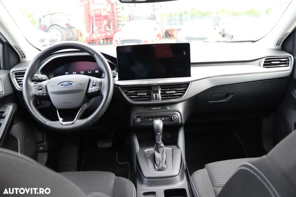 Ford Focus 1.0 EcoBoost MHEV Titanium - 12
