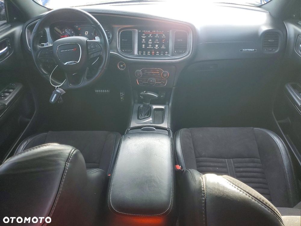 Dodge Charger 5.7 R/T - 7