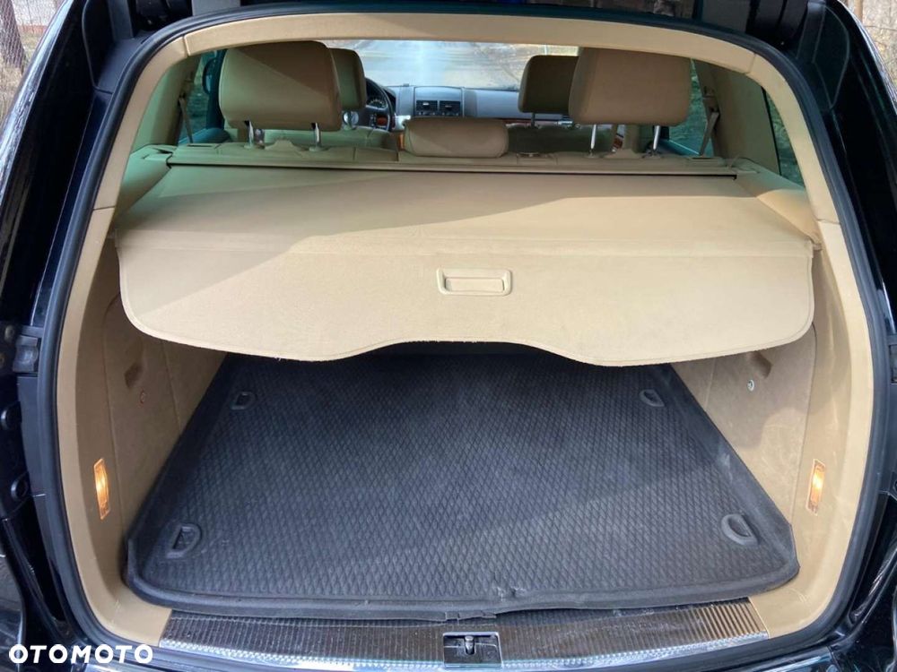 Volkswagen Touareg - 25